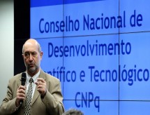 ABRAFI Presidente do CNPq é exonerado e governo nomeia chefe da